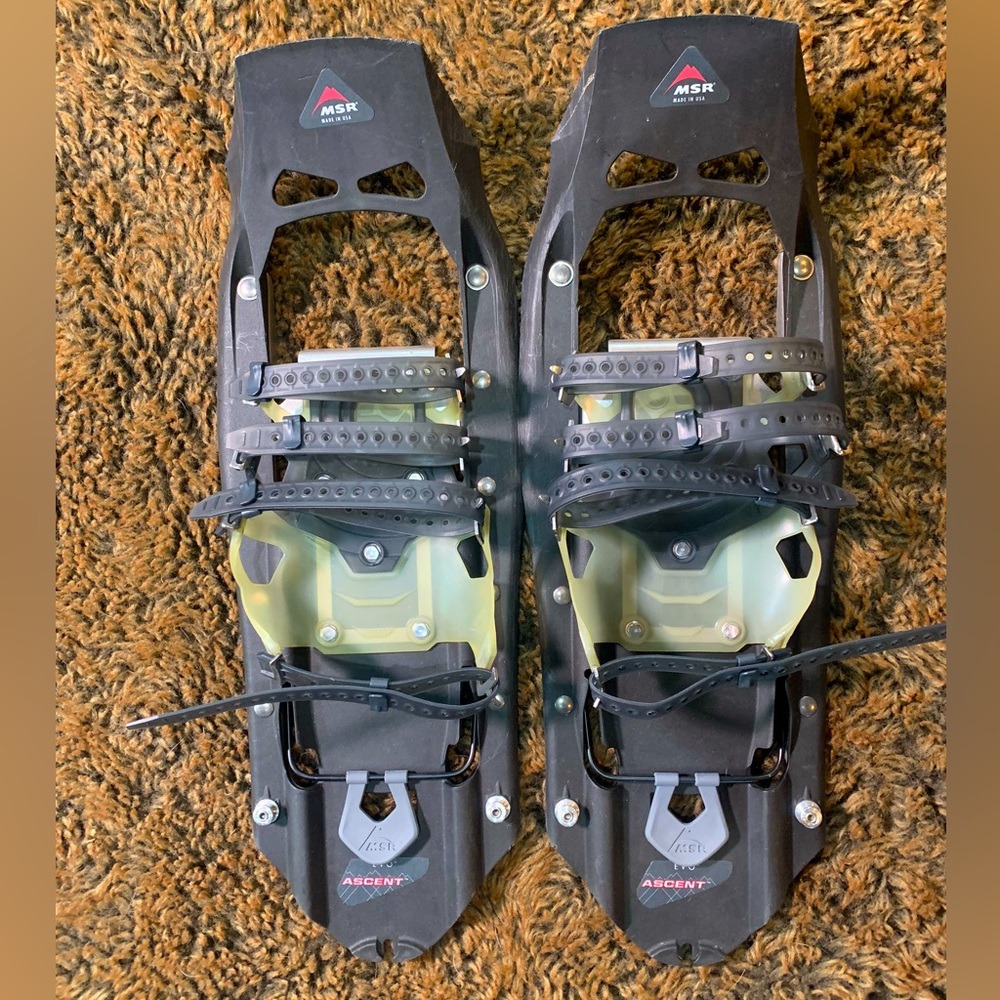 MSR- EVO Ascent Snow Shoes- 22”